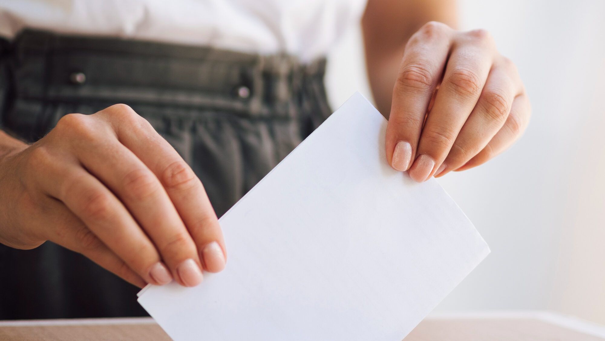 acuerdo por unanimidad