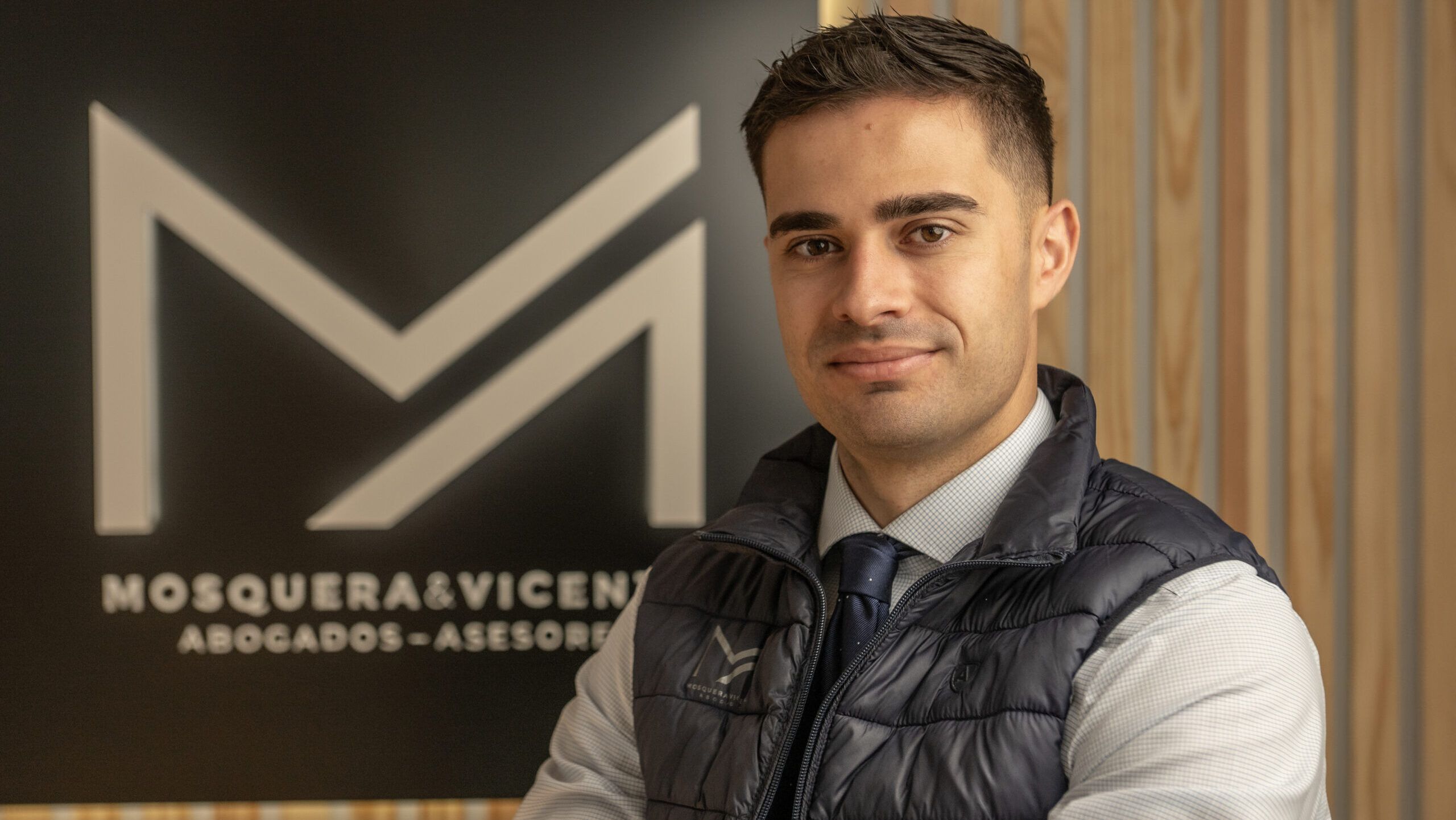 La Voz de Galicia: Roberto di Benedetto gana al Liceo un juicio por despido