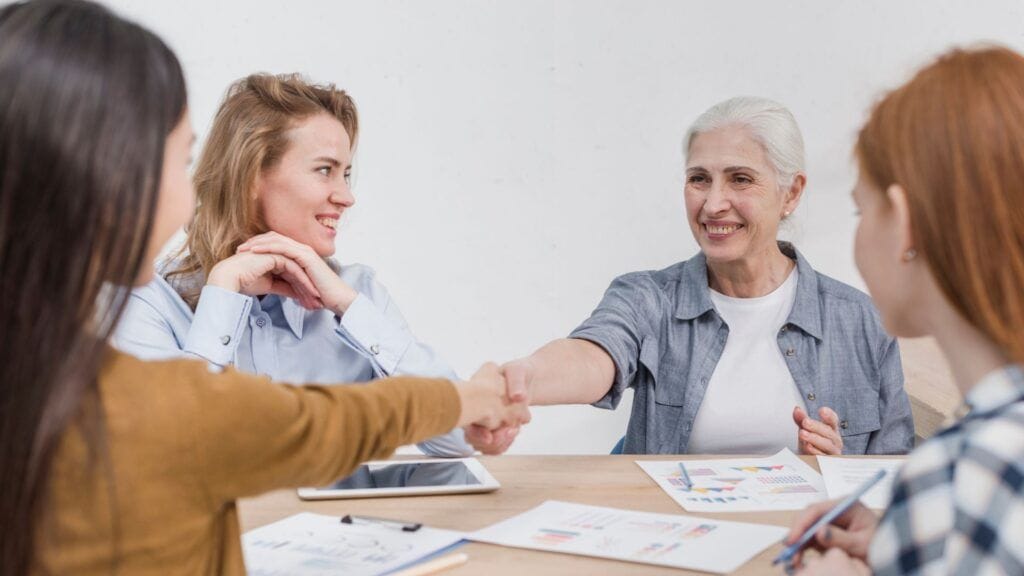 Acuerdo para vender derechos hereditarios en España con abogados especializados Venta de derechos hereditarios en España con asesoramiento legal entre herederos